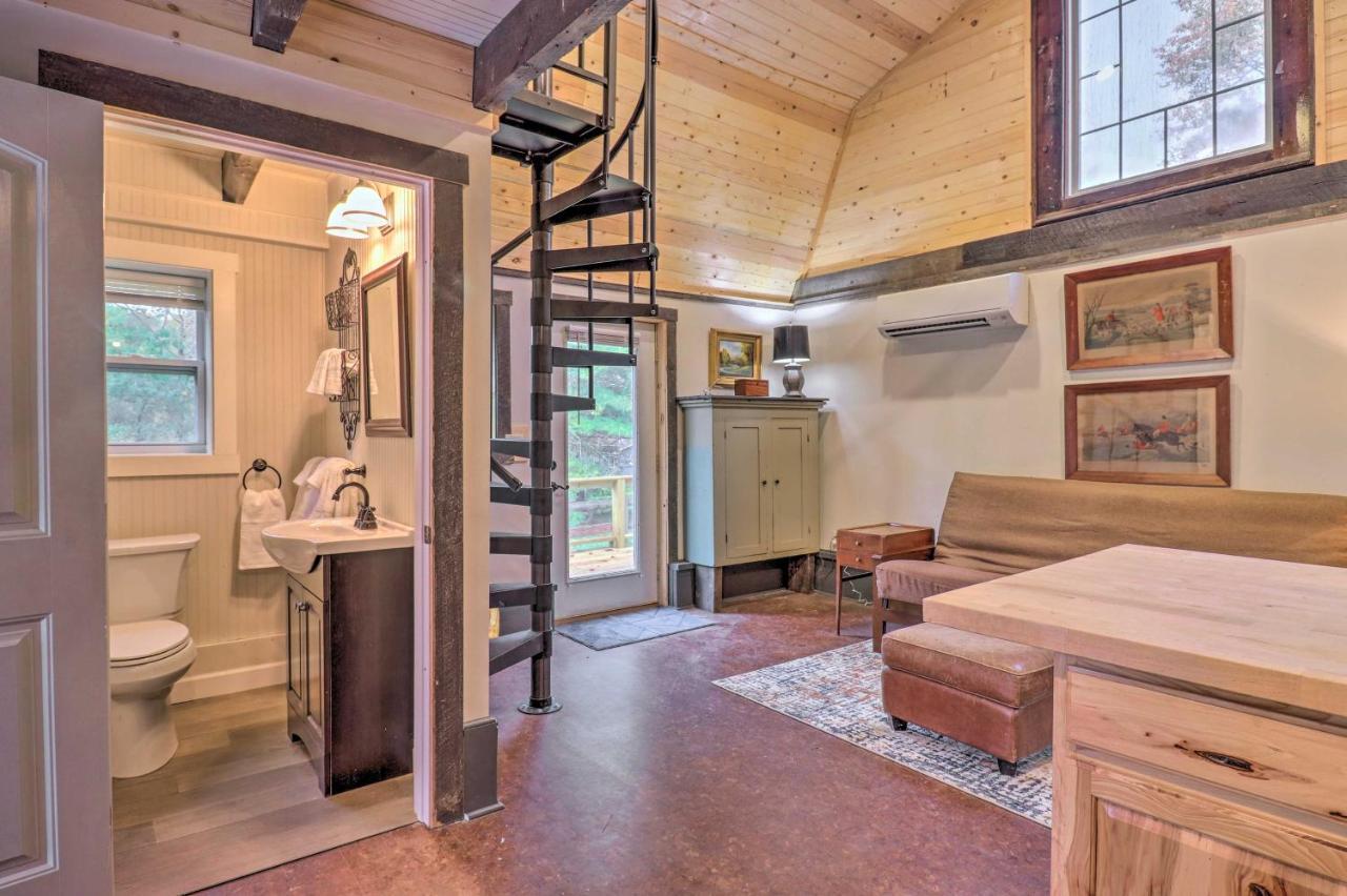 Rustic Hendersonville Farm Studio With Private Deck Εξωτερικό φωτογραφία